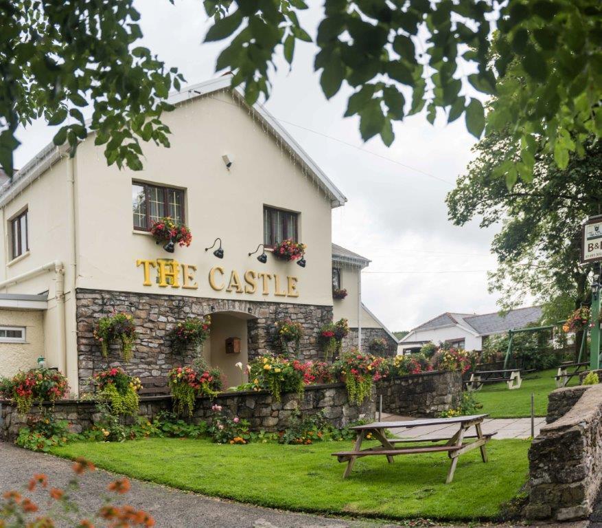 The Castle Inn เอบูเวล ภายนอก รูปภาพ